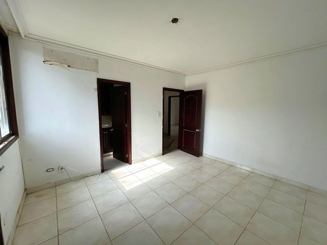 Apartamento de 3 alcobas en venta en El Castillo, Barranquilla, 238 m² · foto 12 de 24