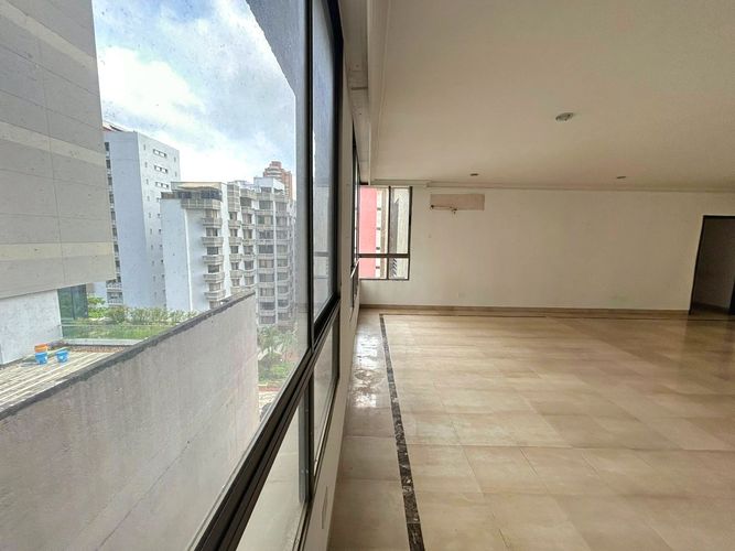 Apartamento de 3 alcobas en venta en El Castillo, Barranquilla, 238 m² · foto 15 de 24