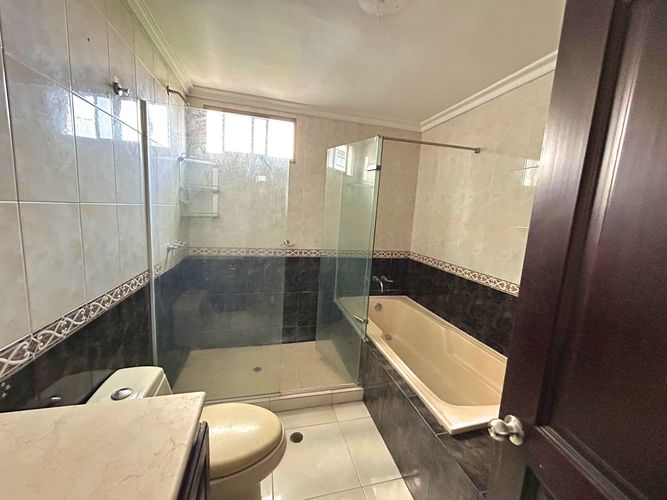 Apartamento de 3 alcobas en venta en El Castillo, Barranquilla, 238 m² · foto 21 de 24