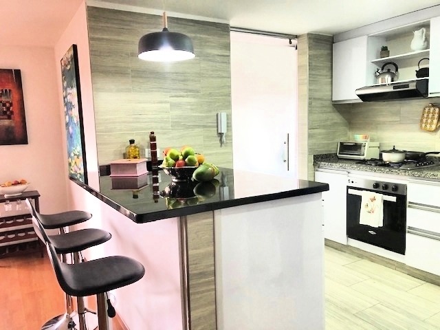 Apartamento en venta en Cedritos, Bogotá · foto 8 de 19