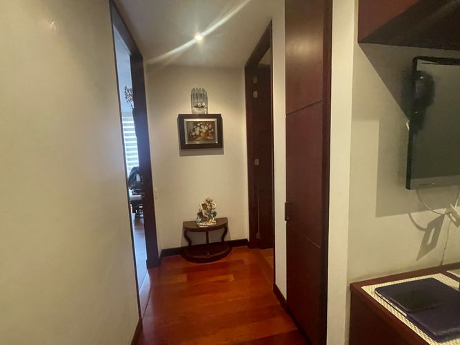 Apartamento de 3 alcobas en venta en Santa Barbara, Bogotá, 222 m² · foto 19 de 24
