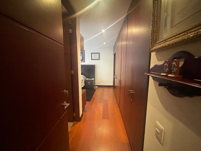 Apartamento de 3 alcobas en venta en Santa Barbara, Bogotá, 222 m² · foto 24 de 24