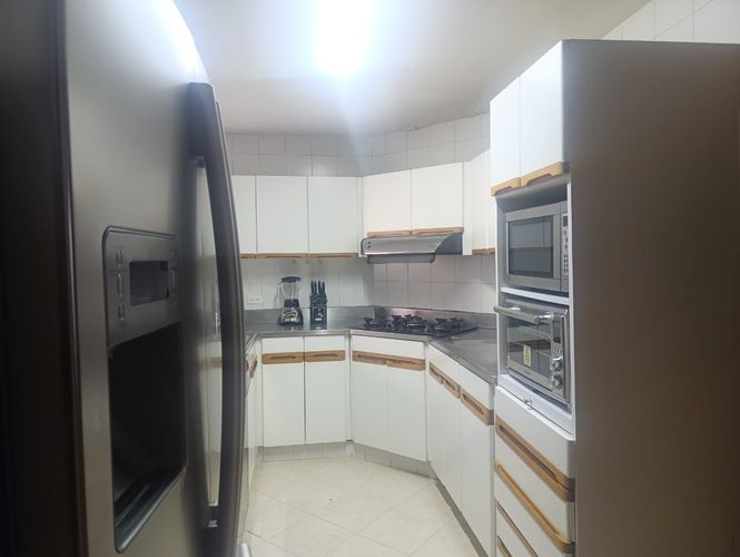Apartamento de 3 alcobas en arriendo en El Poblado, Medellín, 160 m² · foto 7 de 18