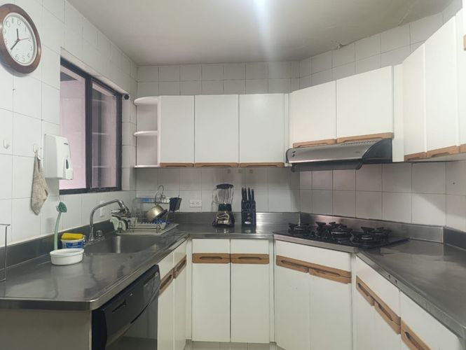 Apartamento de 3 alcobas en arriendo en El Poblado, Medellín, 160 m² · foto 8 de 18
