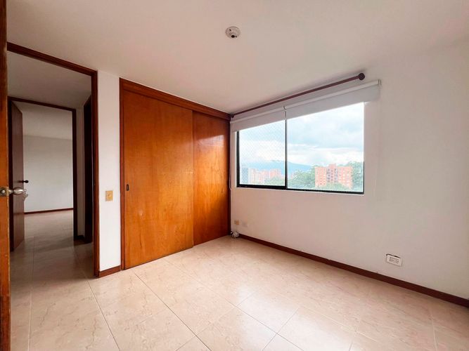 Apartamento de 3 alcobas en arriendo en El Poblado, Medellín, 115 m² · foto 10 de 19