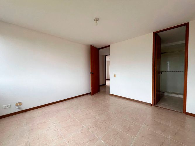 Apartamento de 3 alcobas en arriendo en El Poblado, Medellín, 115 m² · foto 12 de 19