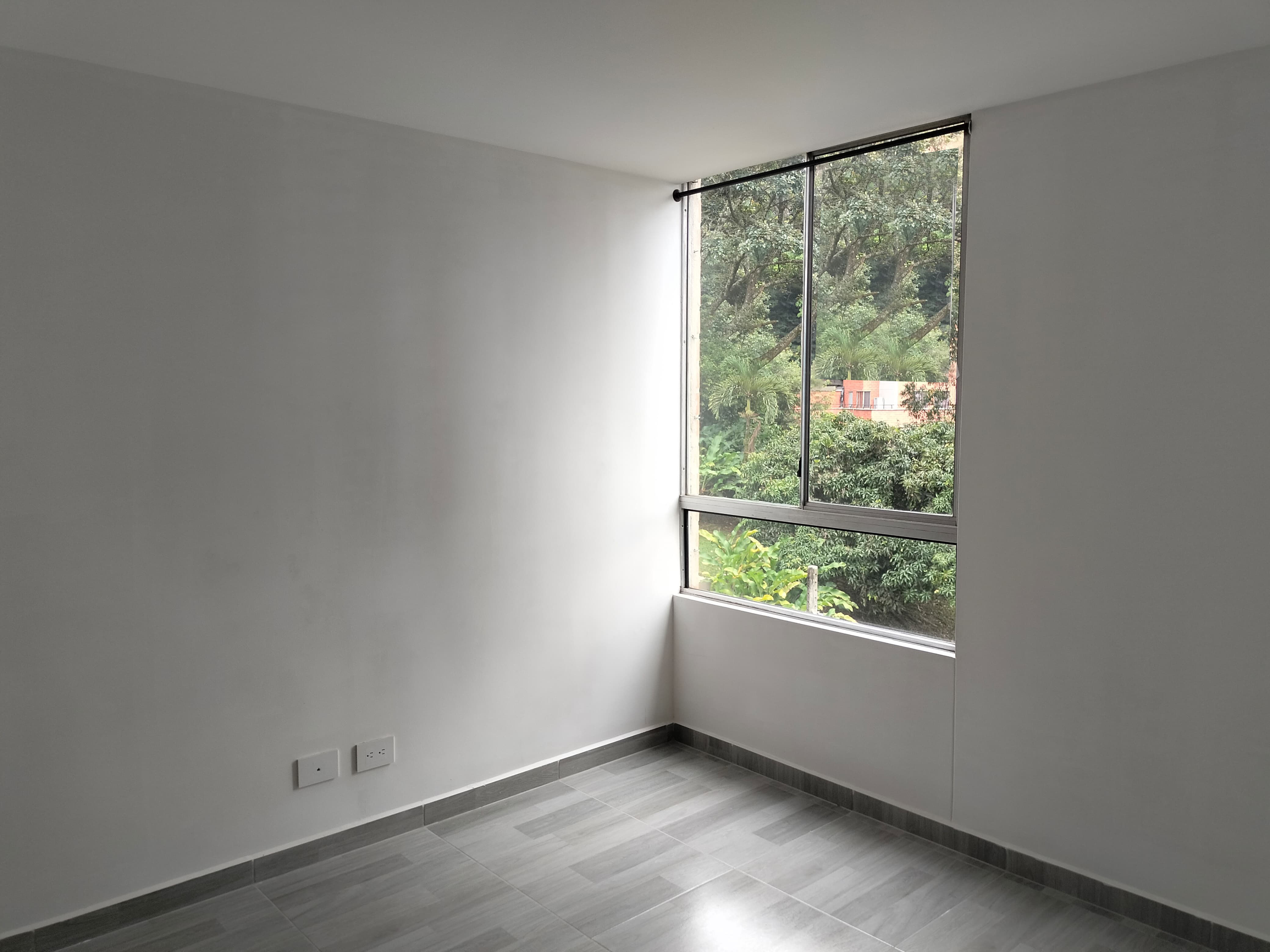 Apartamento en arriendo en El Poblado, Medellín · foto 9 de 16