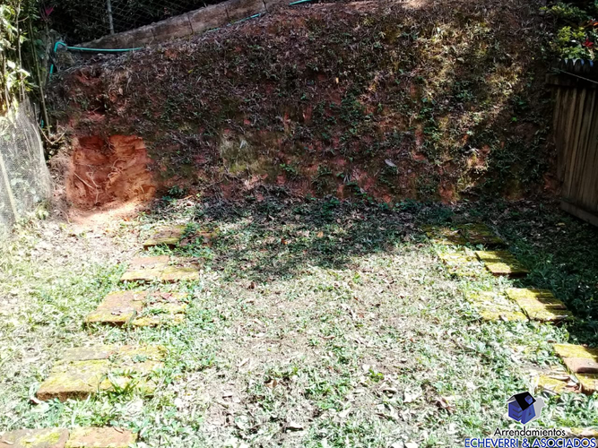 Casa de 3 alcobas en venta en La Cuenca, Envigado, 160 m² · foto 5 de 15