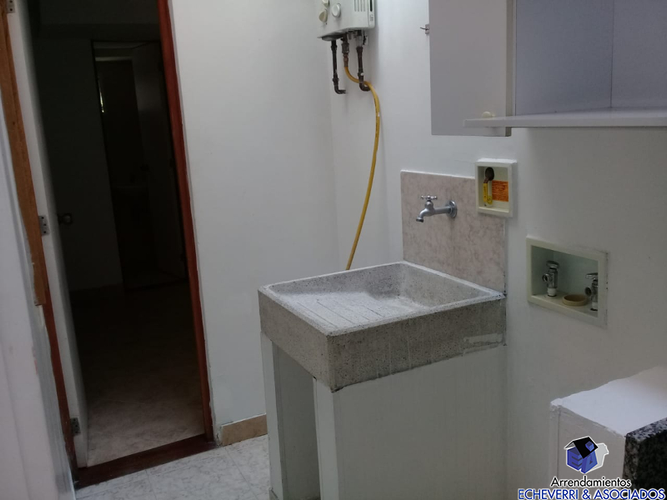 Casa de 3 alcobas en venta en La Cuenca, Envigado, 160 m² · foto 10 de 15