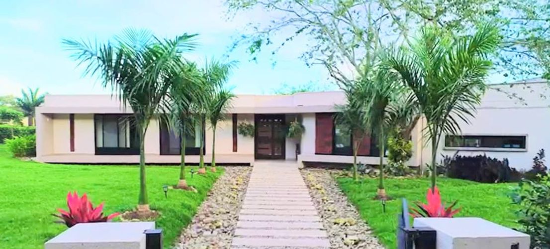 Casa de 4 alcobas en venta en Cn. Las Victorias, Ibagué, 570 m² · foto 3 de 24