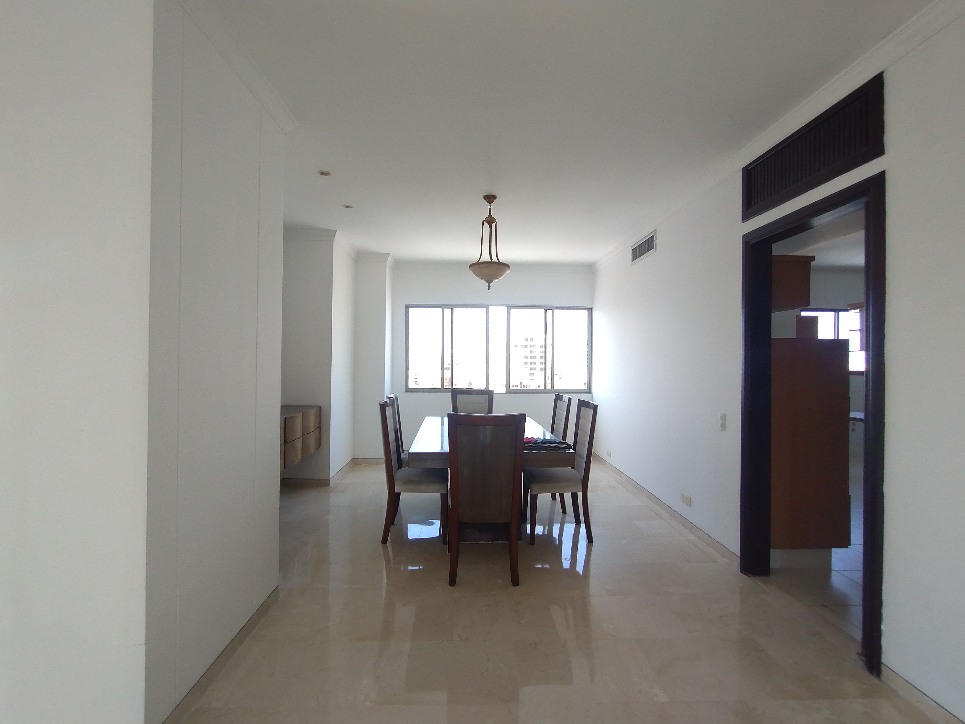 Apartamento en arriendo en El Castillo, Barranquilla · foto 3 de 20