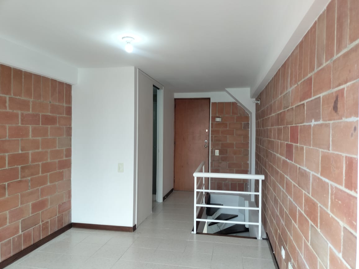 Apartamento en venta en El Poblado, Medellín · foto 3 de 17
