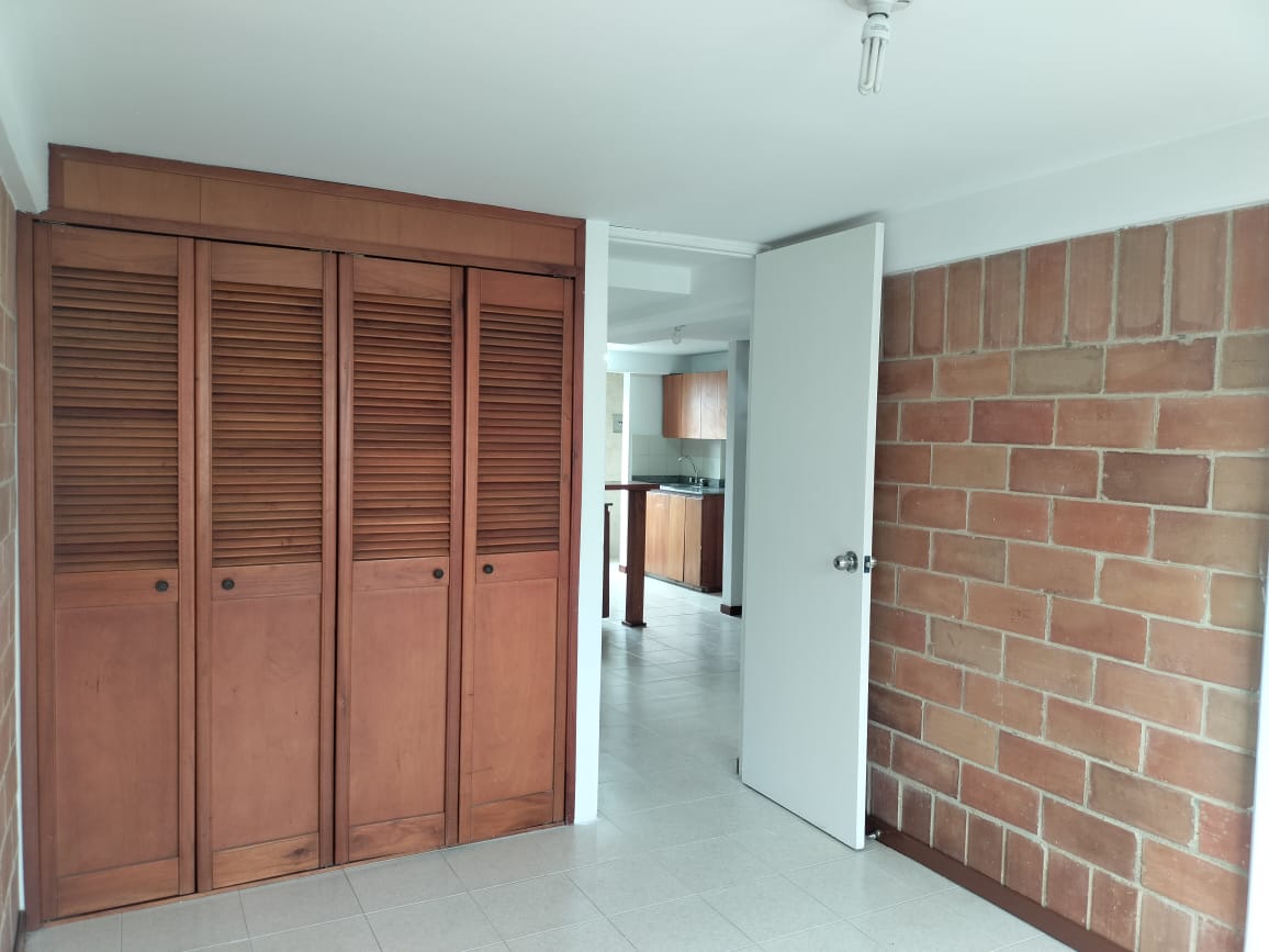 Apartamento en venta en El Poblado, Medellín · foto 12 de 17