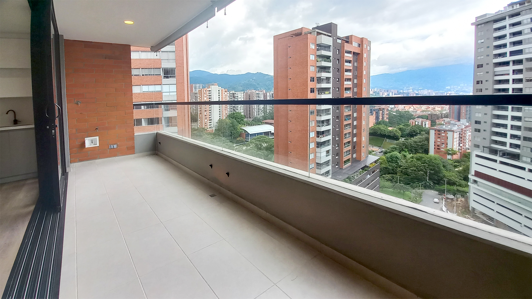 Apartamento en venta en Cumbres, Envigado · foto 7 de 15