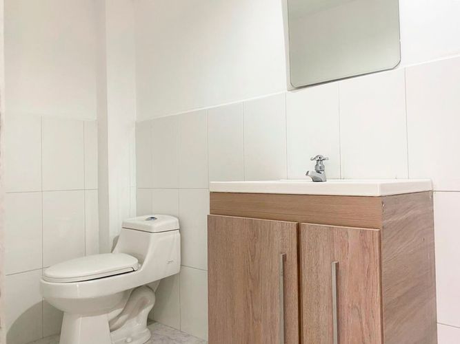 Oficina en arriendo en El Poblado, Medellín, 160 m² · foto 8 de 8
