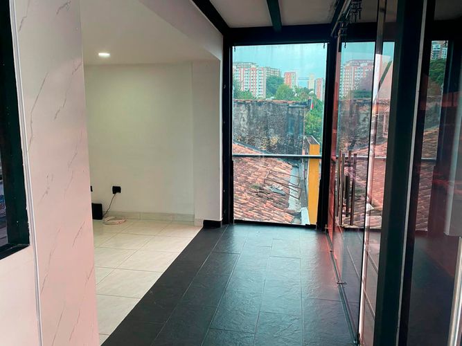 Oficina en arriendo en El Poblado, Medellín, 40 m² · foto 7 de 10