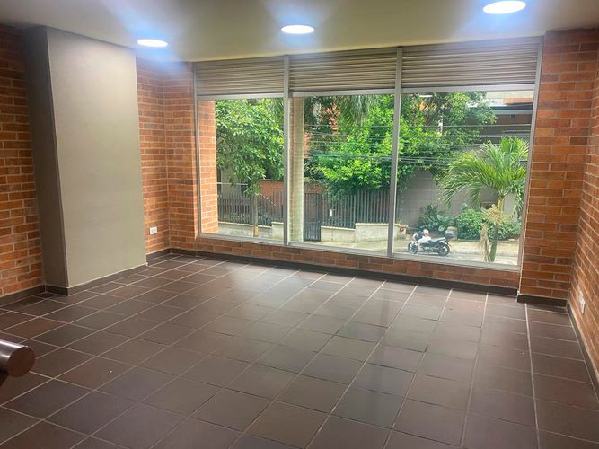 Local en arriendo en El Poblado, Medellín, 50 m² · foto 9 de 14