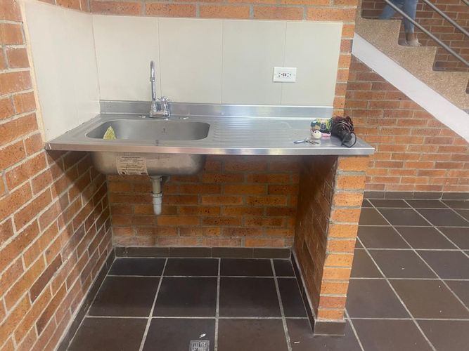 Local en arriendo en El Poblado, Medellín, 50 m² · foto 13 de 14
