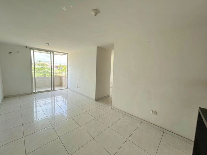 Apartamento de 2 alcobas en venta en Estadio, Soledad, 57 m² · foto 6 de 24