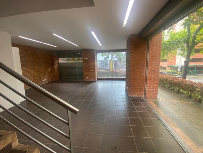 Local en arriendo en El Poblado, Medellín, 96 m² · foto 4 de 17