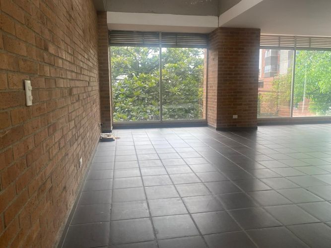 Local en arriendo en El Poblado, Medellín, 96 m² · foto 5 de 17
