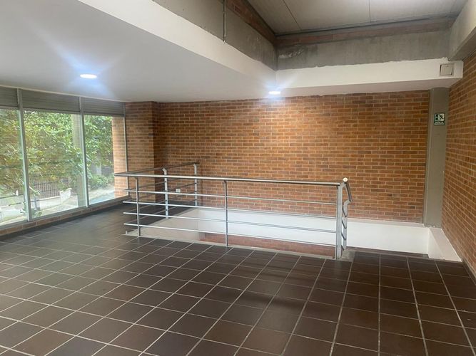 Local en arriendo en El Poblado, Medellín, 96 m² · foto 10 de 17