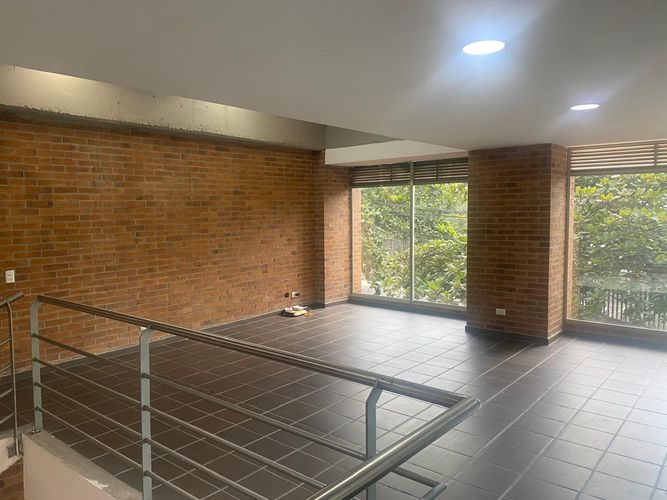 Local en arriendo en El Poblado, Medellín, 96 m² · foto 11 de 17