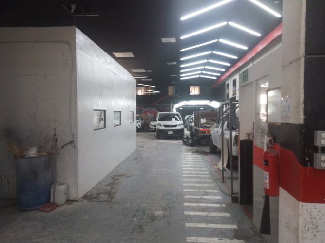Bodega en venta en El Poblado, Medellín, 1500 m² · foto 6 de 18