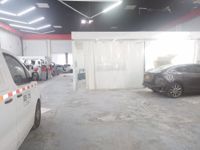 Bodega en venta en El Poblado, Medellín, 1500 m² · foto 13 de 18