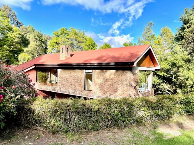Casa de 5 alcobas en venta en Colinas De Suba, Bogotá, 753 m² · foto 3 de 24
