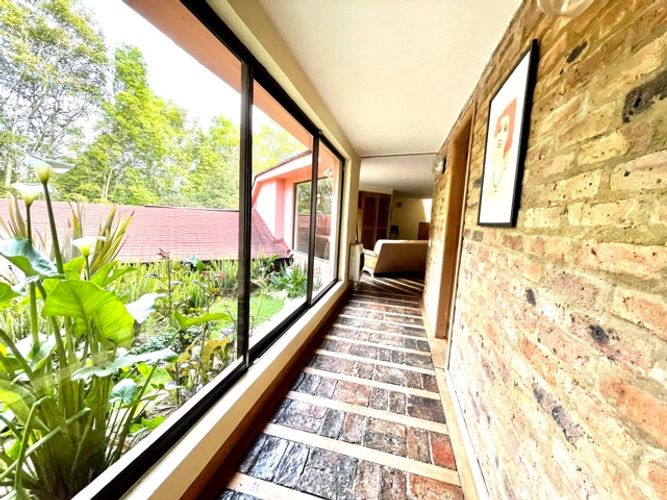 Casa de 5 alcobas en venta en Colinas De Suba, Bogotá, 753 m² · foto 10 de 24