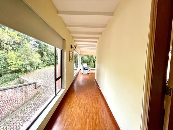 Casa de 5 alcobas en venta en Colinas De Suba, Bogotá, 753 m² · foto 21 de 24