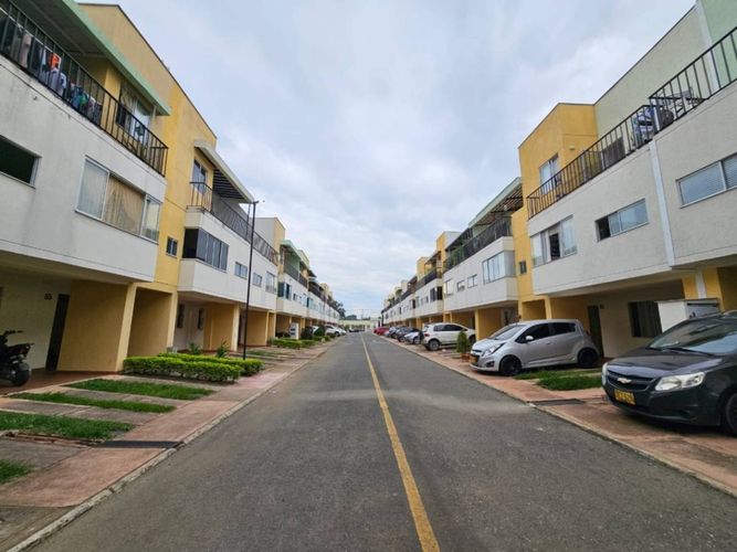 Casa de 2 alcobas en venta en Parque Natura, Jamundí, 67 m² · foto 3 de 13