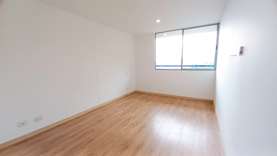 Apartamento de 2 alcobas en arriendo en Loma De Los Gonzalez, Medellín, 93 m² · foto 10 de 12