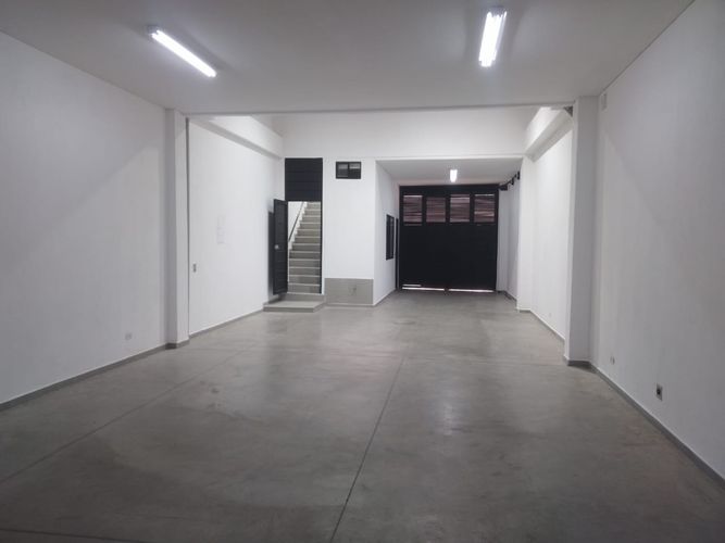 Bodega en arriendo en Perpetuo Socorro, Medellín, 280 m² · foto 4 de 19