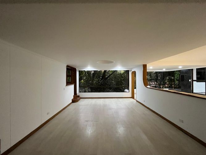Apartamento de 4 alcobas en arriendo en El Poblado, Medellín, 313 m² · foto 3 de 20