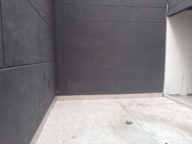 Local en arriendo en Laureles, Medellín, 100 m² · foto 10 de 11