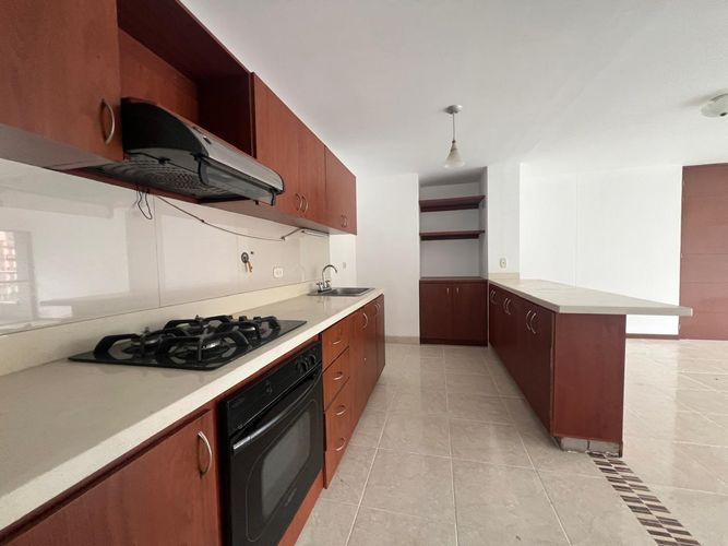 Apartamento de 3 alcobas en arriendo en Santa María De Los Ángeles, Medellín, 130 m² · foto 4 de 18