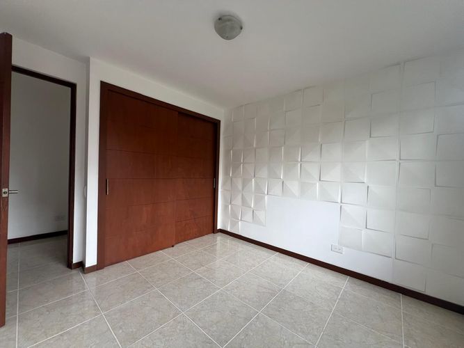 Apartamento de 3 alcobas en arriendo en Santa María De Los Ángeles, Medellín, 130 m² · foto 7 de 18
