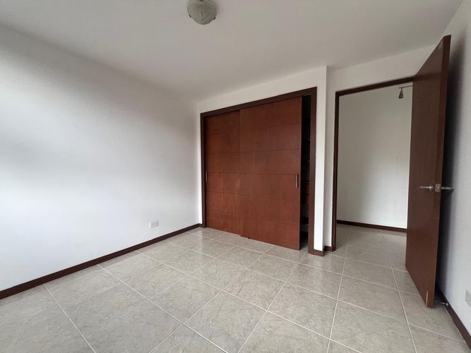 Apartamento de 3 alcobas en arriendo en Santa María De Los Ángeles, Medellín, 130 m² · foto 13 de 18