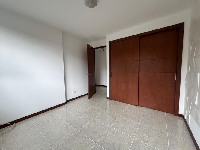 Apartamento de 3 alcobas en arriendo en Santa María De Los Ángeles, Medellín, 130 m² · foto 14 de 18