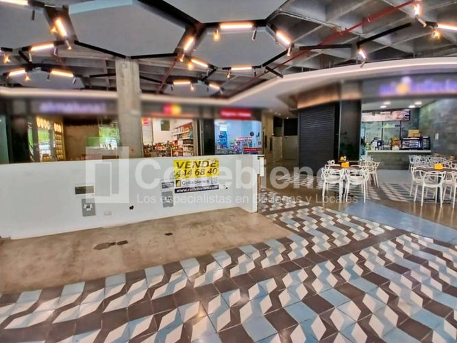 Local en arriendo en El Poblado, Envigado, 13 m² · foto 3 de 6