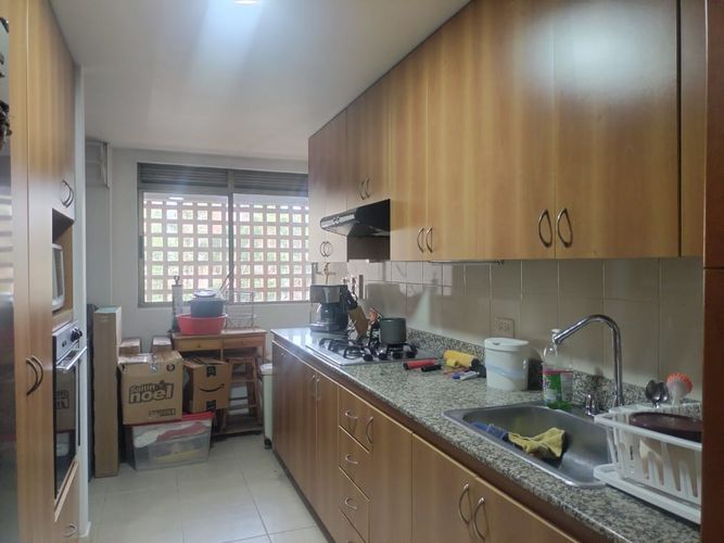 Apartamento de 3 alcobas en arriendo en El Poblado, Medellín, 120 m² · foto 4 de 16
