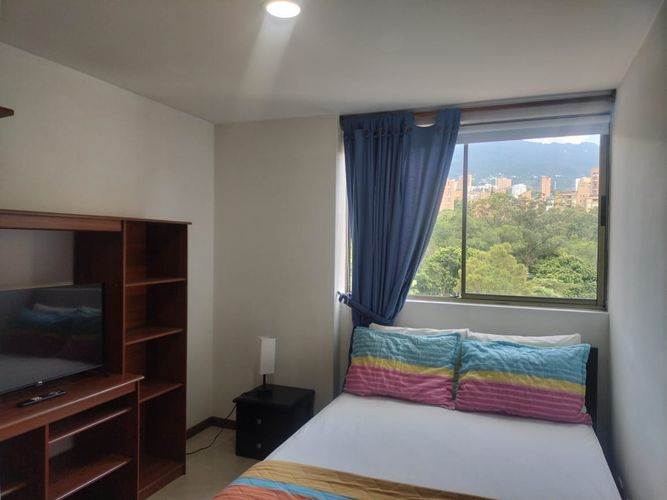 Apartamento de 3 alcobas en arriendo en El Poblado, Medellín, 120 m² · foto 12 de 16