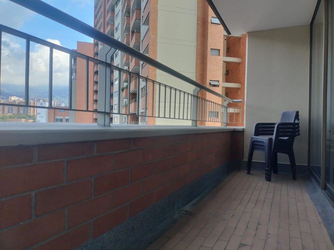 Apartamento de 3 alcobas en arriendo en El Poblado, Medellín, 120 m² · foto 15 de 16