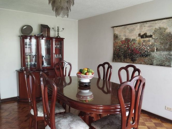 Casa de 5 alcobas en venta en Las Villas, Bogotá, 239 m² · foto 7 de 22