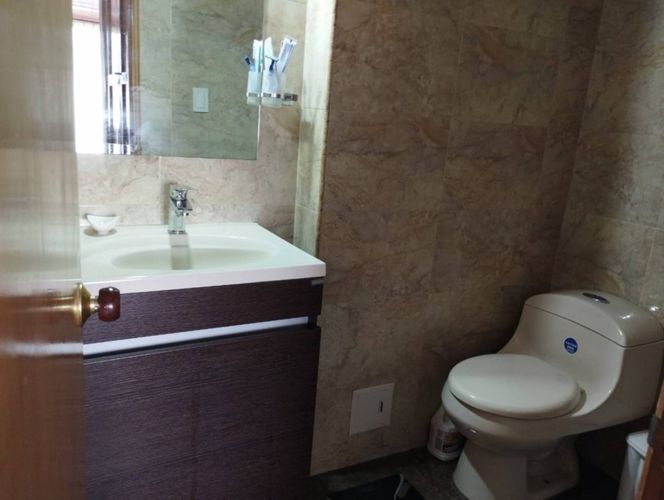 Casa de 5 alcobas en venta en Las Villas, Bogotá, 239 m² · foto 15 de 22