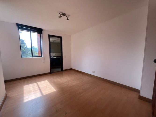 Apartamento de 4 alcobas en arriendo en El Poblado, Medellín, 170 m² · foto 7 de 20