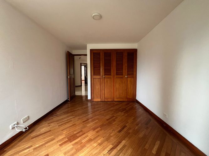 Apartamento de 4 alcobas en arriendo en El Poblado, Medellín, 170 m² · foto 16 de 20