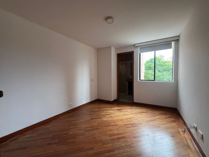 Apartamento de 4 alcobas en arriendo en El Poblado, Medellín, 170 m² · foto 18 de 20